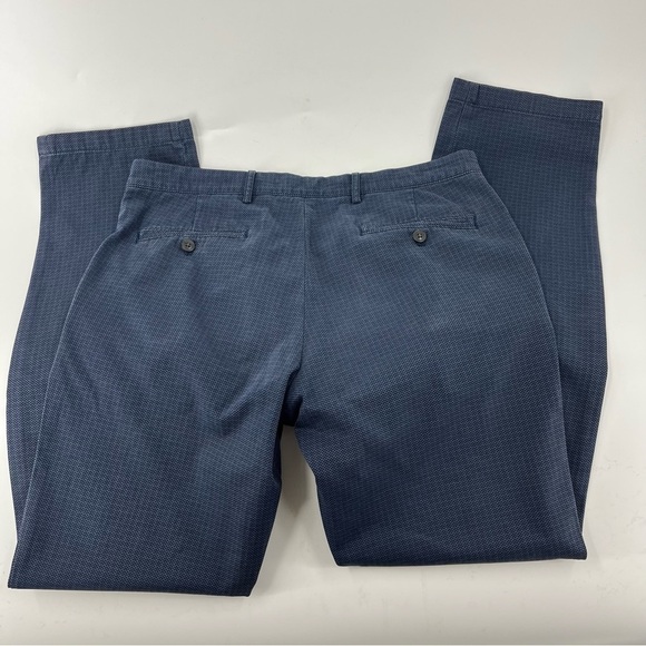 Club Monaco Davis Slim fit Casual Pants - Picture 2 of 10